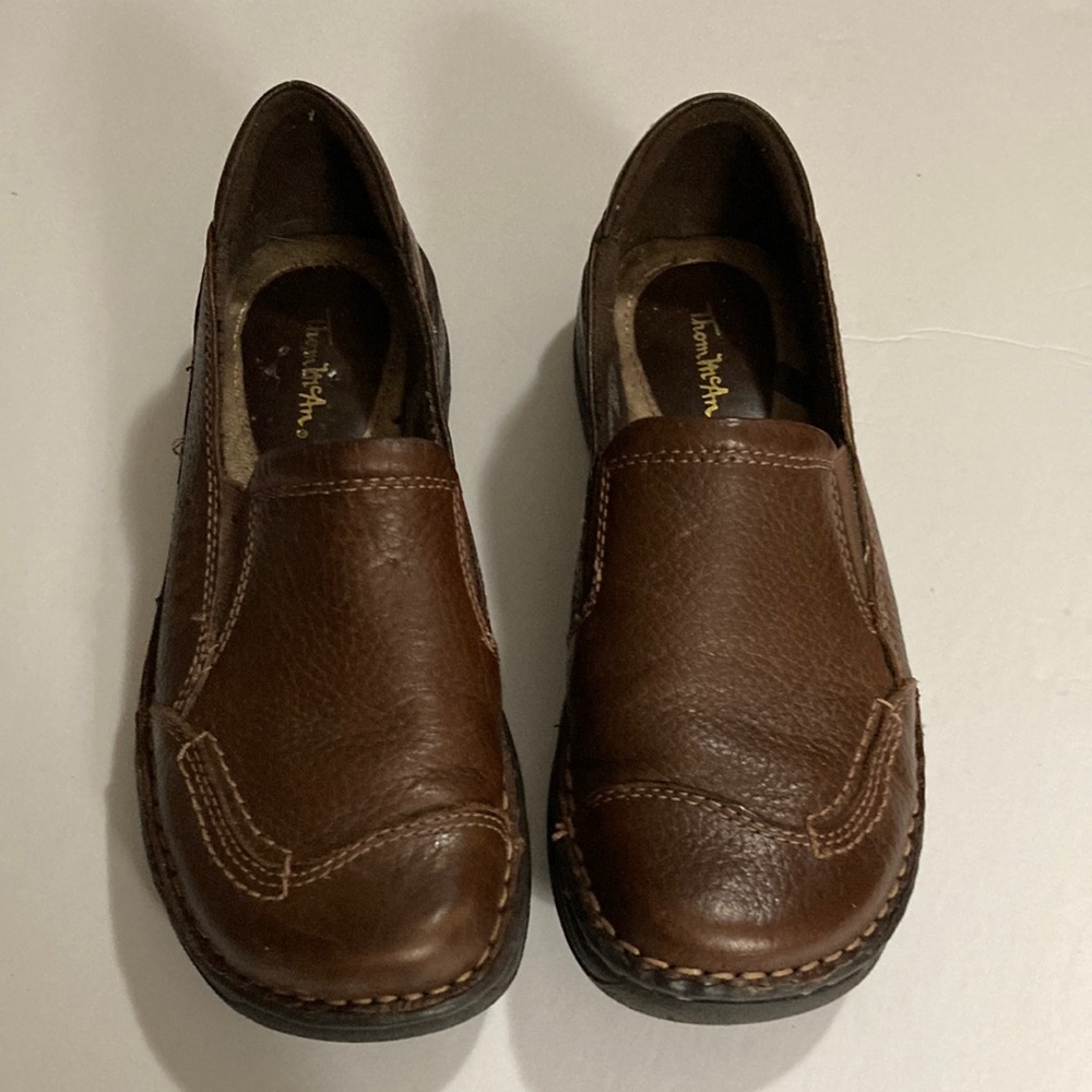 Thom McAn Women’s Shoes Size 5-1/2 Shirley Slip-On Loafer Brown Leather